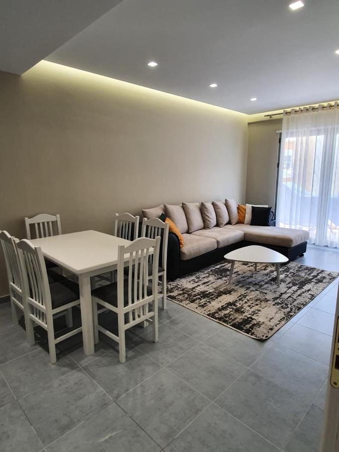 Deluxe Apartment Vlorë Екстериор снимка