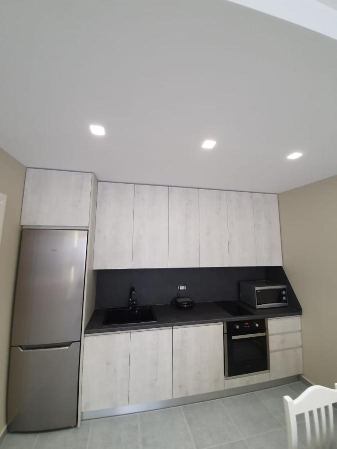 Deluxe Apartment Vlorë Екстериор снимка