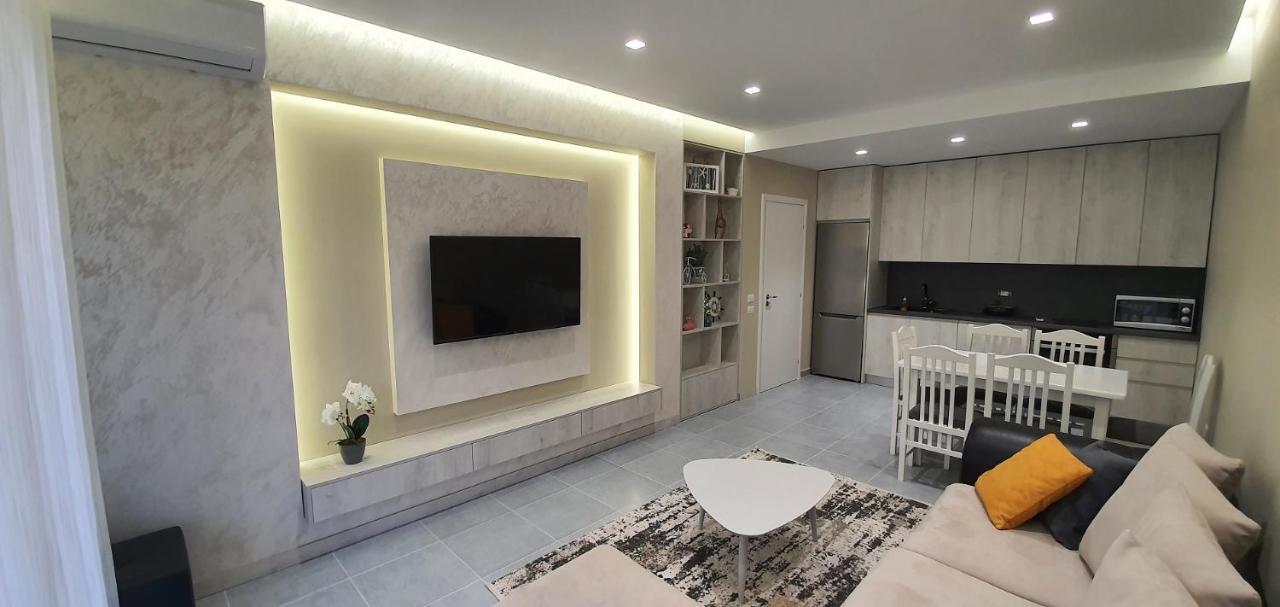 Deluxe Apartment Vlorë Екстериор снимка